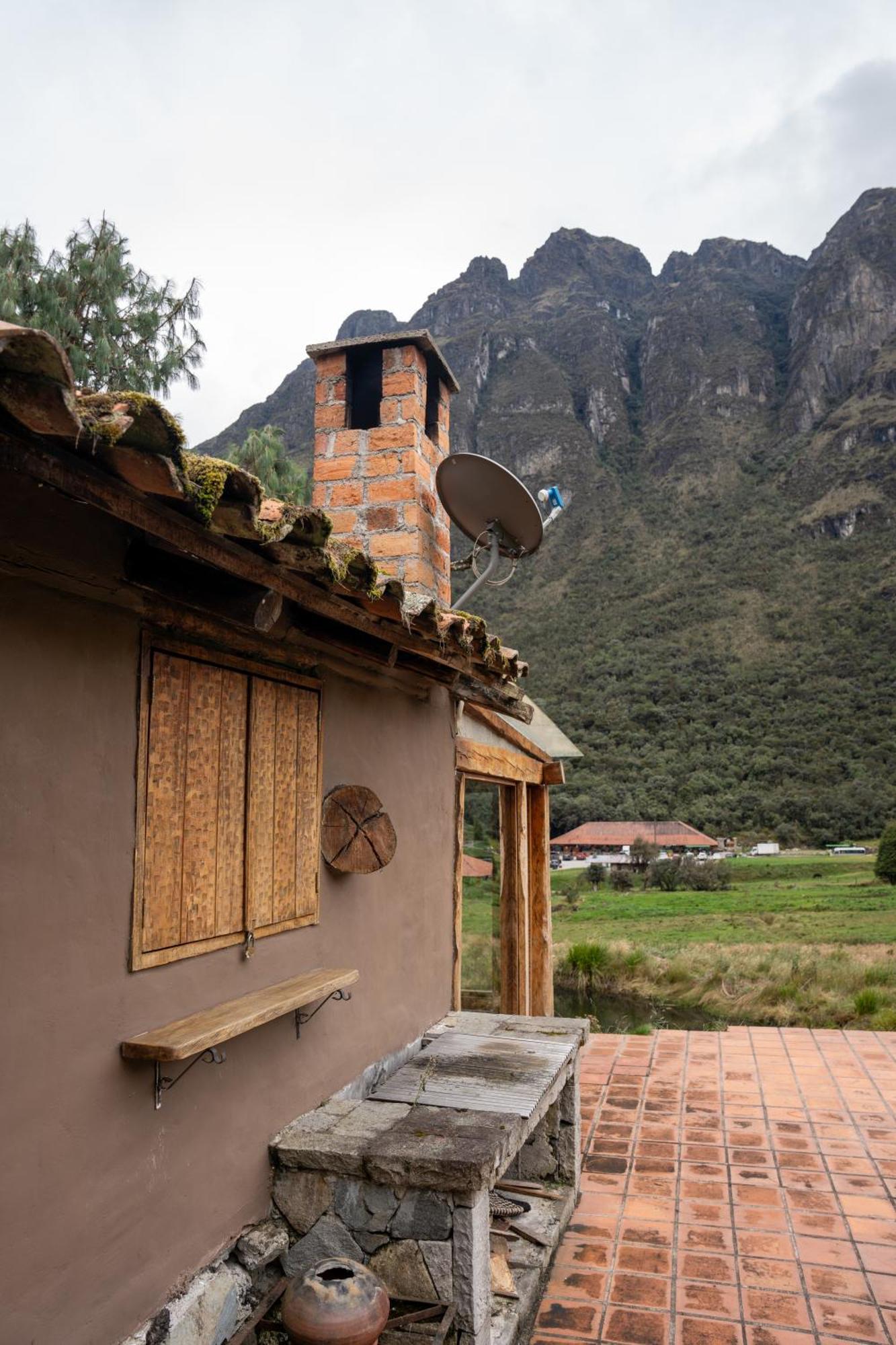 Hacienda Hosteria Dos Chorreras กูเอ็งกา ภายนอก รูปภาพ