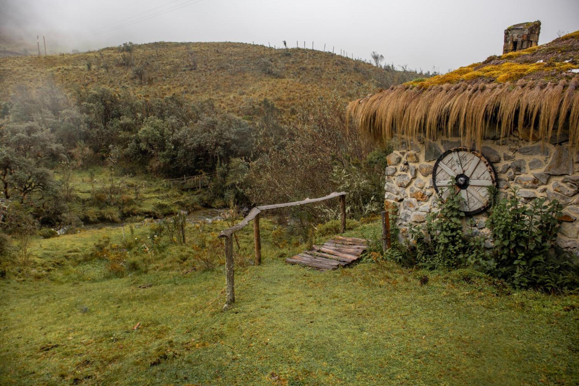 Hacienda Hosteria Dos Chorreras กูเอ็งกา ภายนอก รูปภาพ