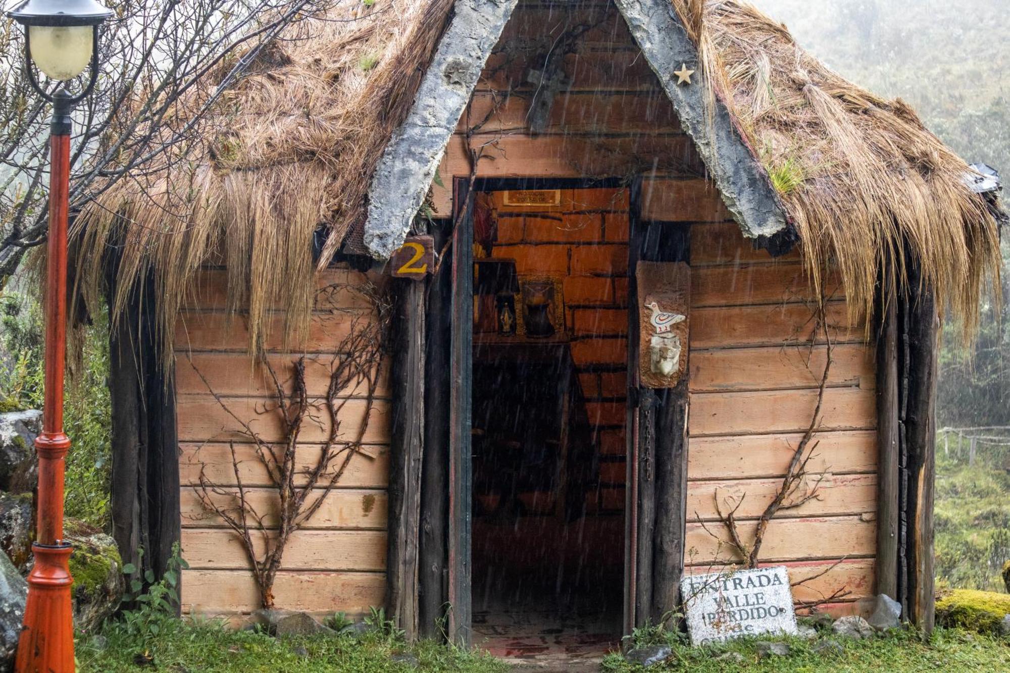 Hacienda Hosteria Dos Chorreras กูเอ็งกา ภายนอก รูปภาพ