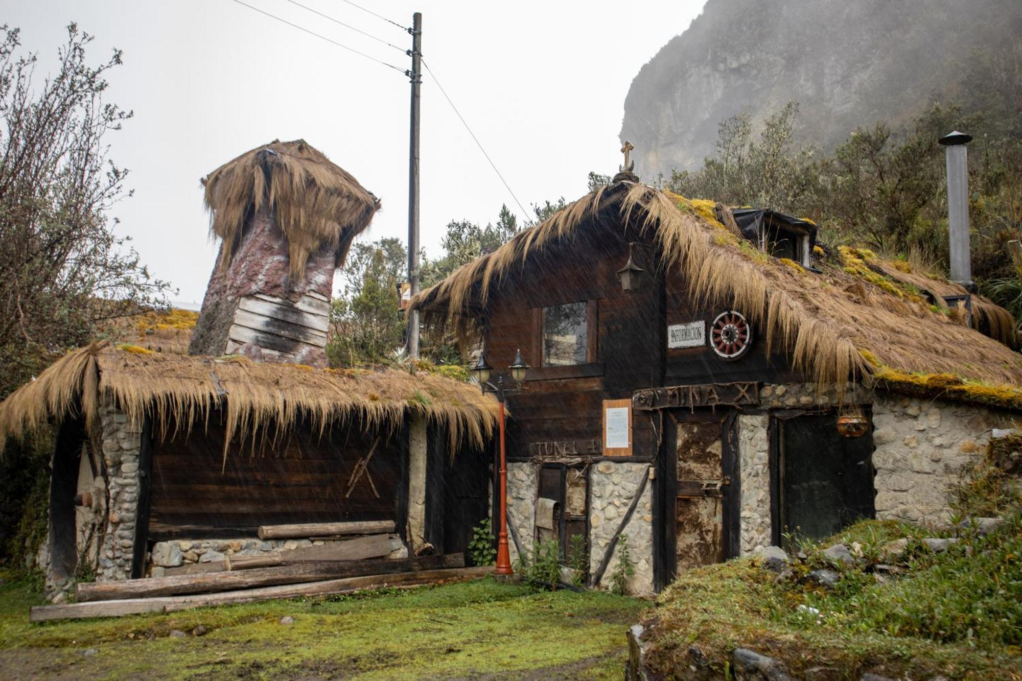 Hacienda Hosteria Dos Chorreras กูเอ็งกา ภายนอก รูปภาพ
